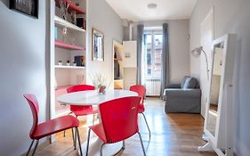 Navigli-Duomo Apartment With Netflix+Wifi